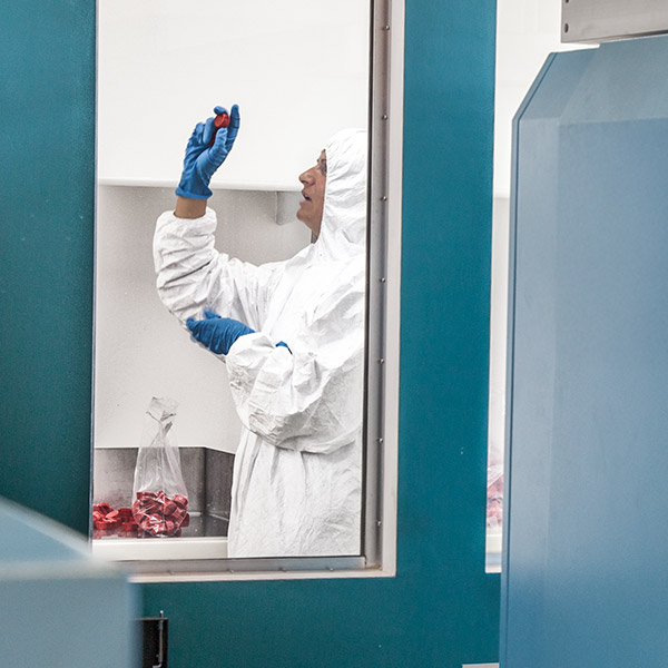 Industriefotografie im Reinraum – Detailarbeit in der Produktion